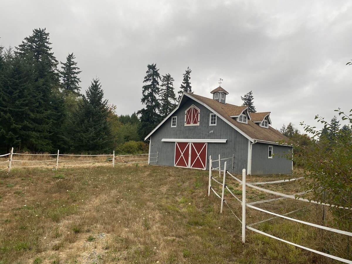 Photo - Wonderful 3 Bed, 2 Bath w/Optional 3 Acre ...