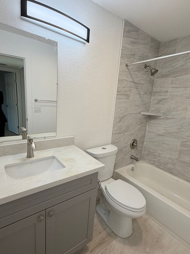 Photo - 401-403 Elizabeth Way Unit 401 Elizabeth Way