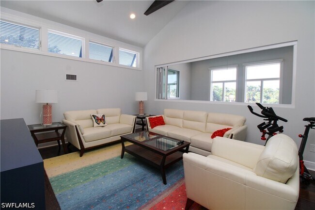 Photo - 2150 Marina Dr