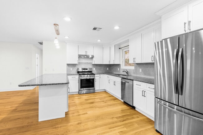 Kitchen - 71 Saint Marys Pl Unit A