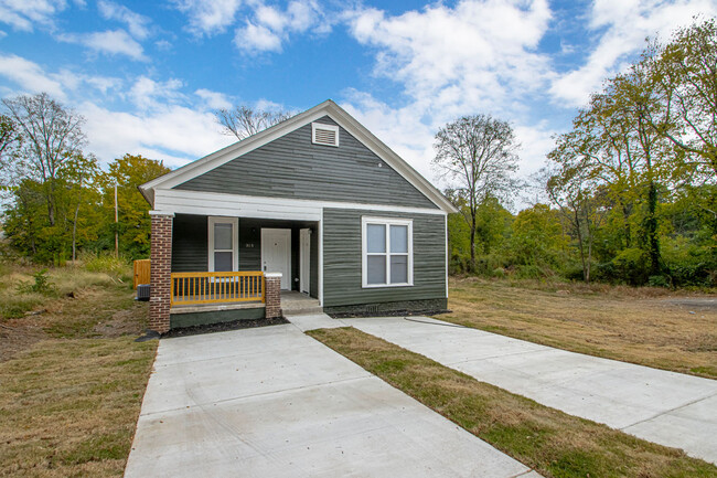 Photo - 315 S Park St Townhome