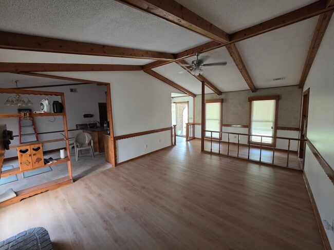 209 Arrowhead Dr