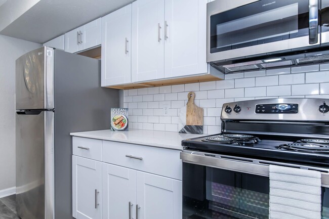 Building Photo - $99 Is All It Takes to Apply Today! Unit CYP Rental