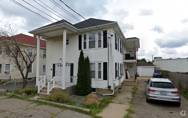 Building Photo - 33 Tingley St Unit 2R Rental