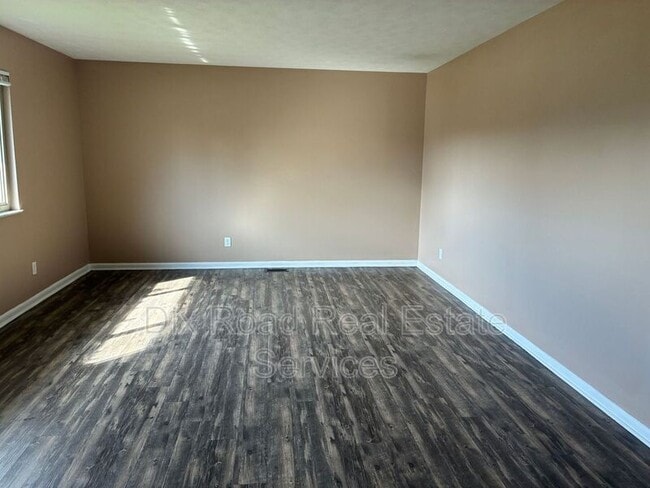 Photo - 5261 Bromwick Dr