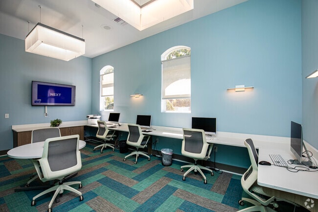 Business Center - 12065 Tuscany Bay Dr Tampa, FL 33626