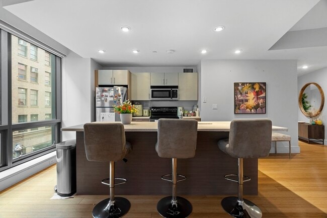 Photo - 45 Province St Unit 3N