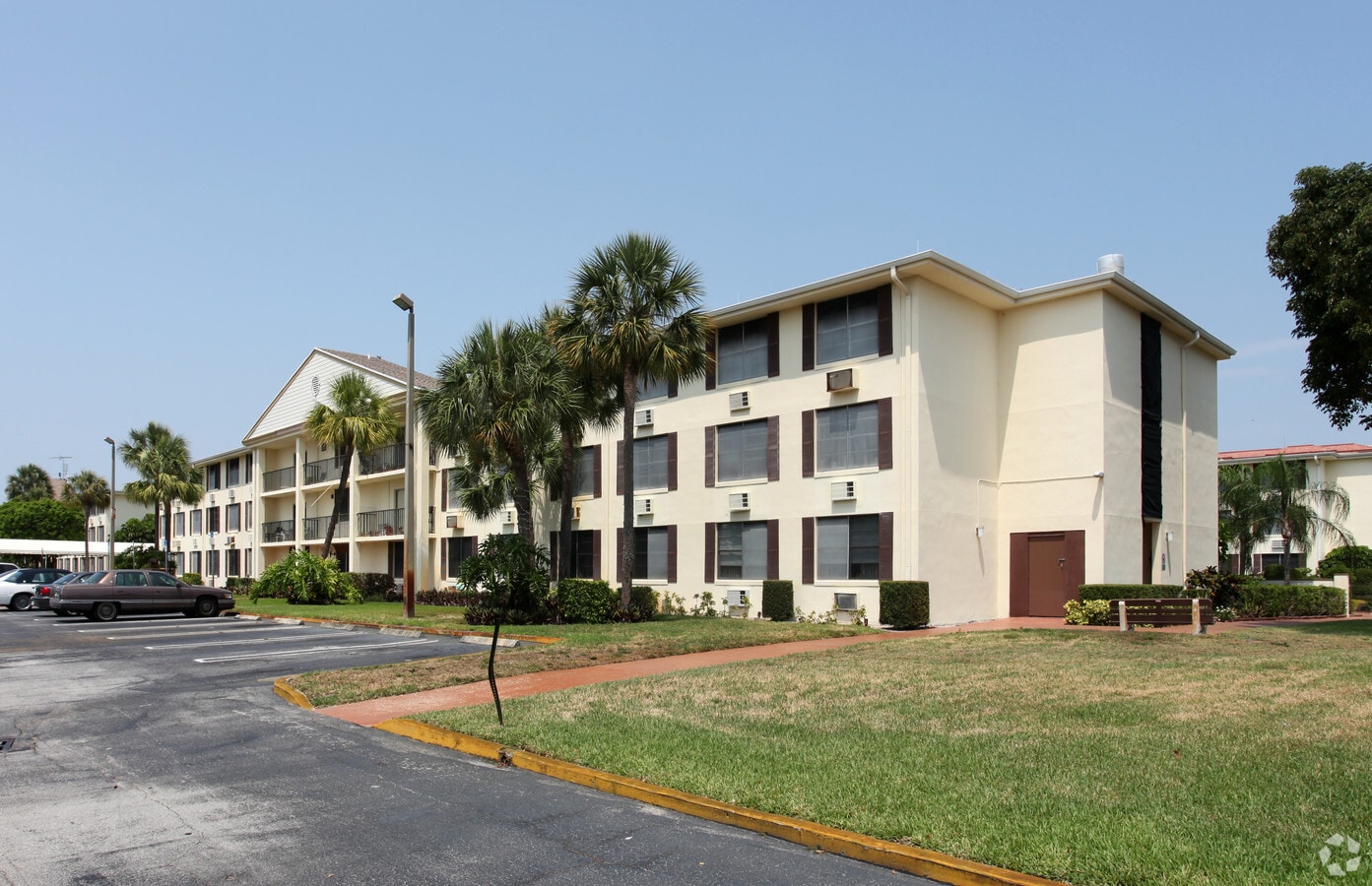 Photo - Christian Manor