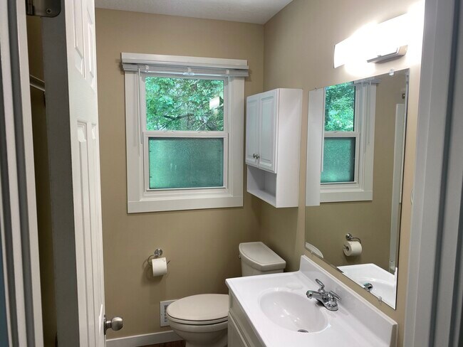 Photo - 10610 Johnson Cir