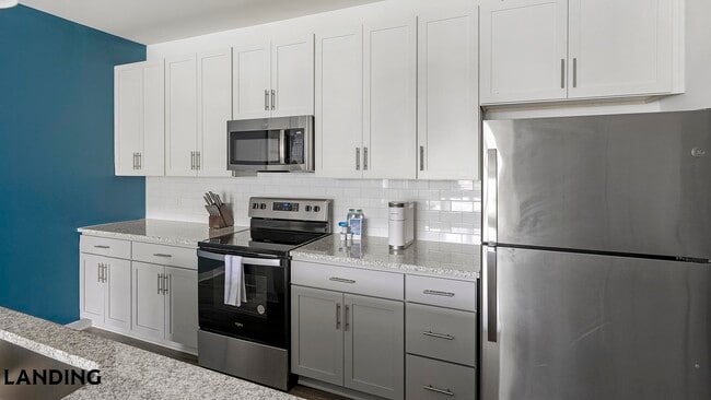 Photo - 100 Wildwood Ct Unidad 324