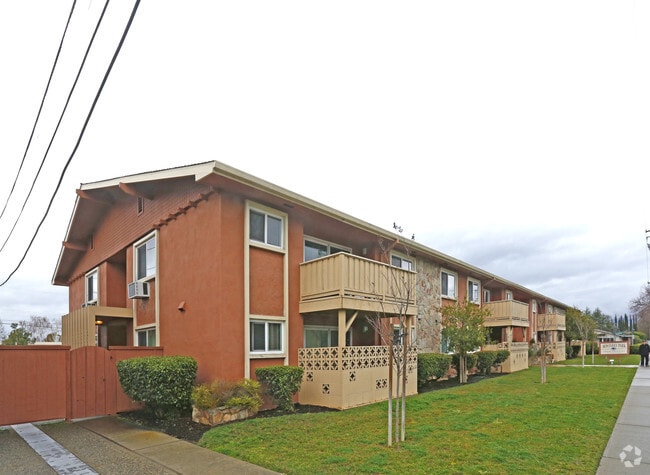 Photo - Carmel Park Apartments