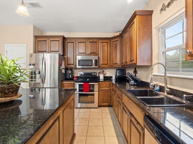 Photo - 315 Veterans Ln
