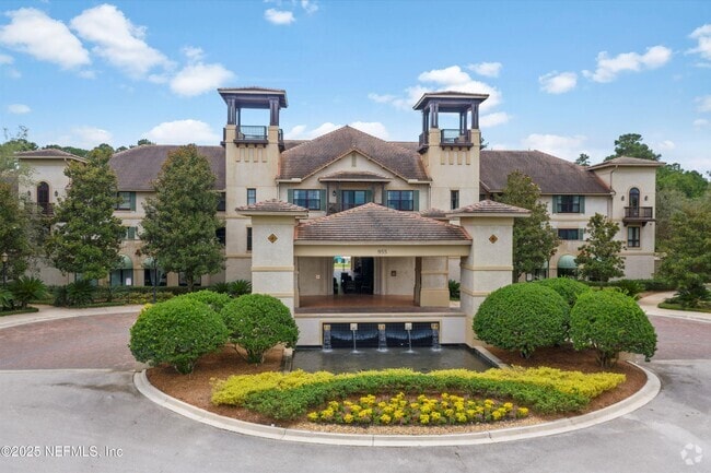 Building Photo - 945 Registry Blvd Unit 313 Rental