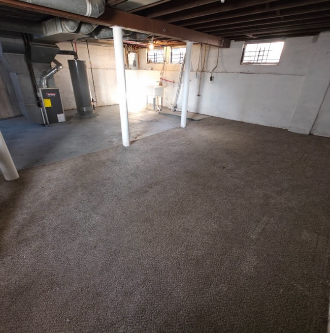 Photo - Single Family Home 3 beds 2 bath Available Now!