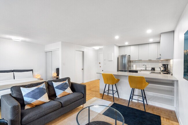 Photo - 1190 10th Avenue Bikeway Unit ID1055219P