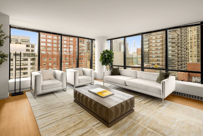 Photo - 525 E 72nd St Unidad ID1330814P