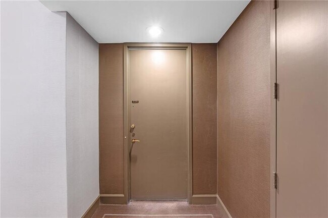 Photo - 2575 Peachtree Rd NE Unit 22A