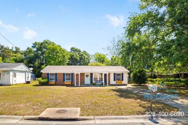 Photo - 218 Dogwood Dr