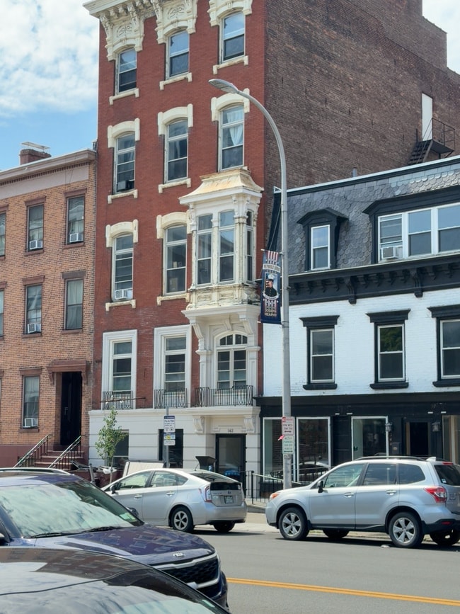 5 story building - 142 Washington Ave Unit 203