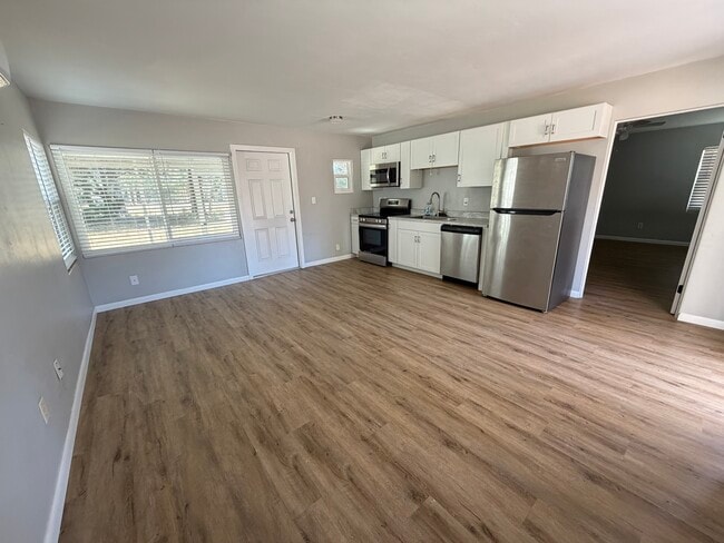 Photo - 1557 S Clara Ave