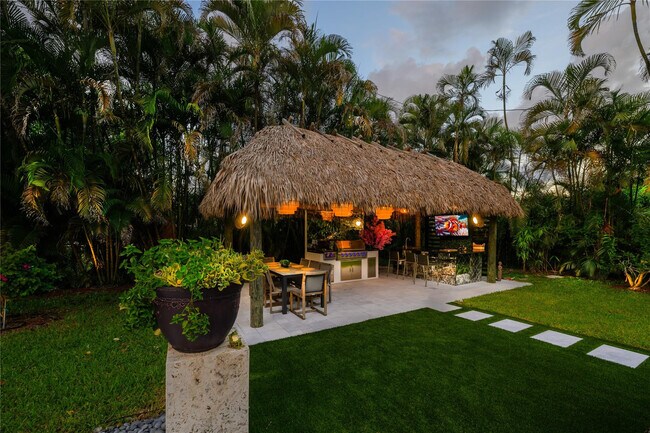 Photo - 3615 Sherwood Blvd