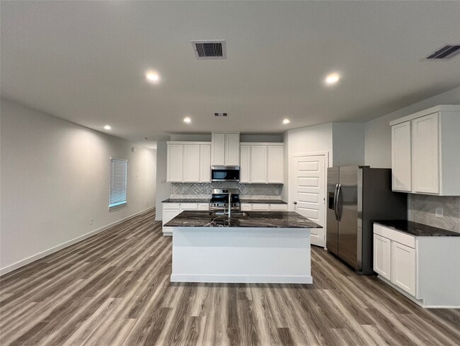 Photo - 2827 Lisburn Ter Ln