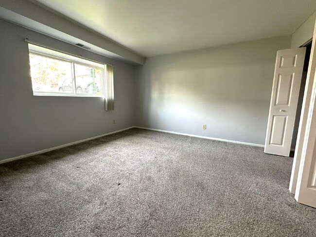Photo - Ground Floor 1 Bedroom Condo in Reisterstown Unidad A