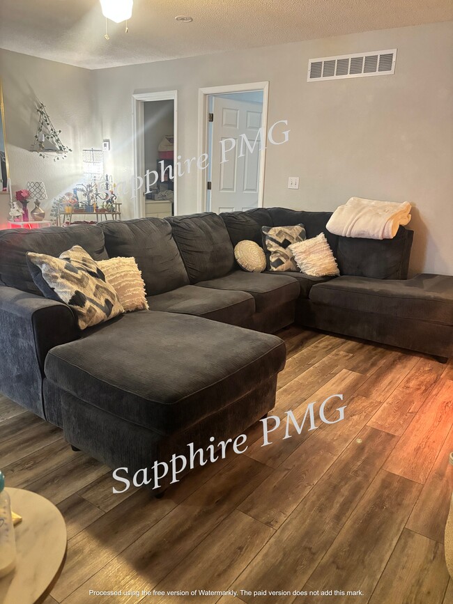 Photo - 5623 N Northwood Terrace