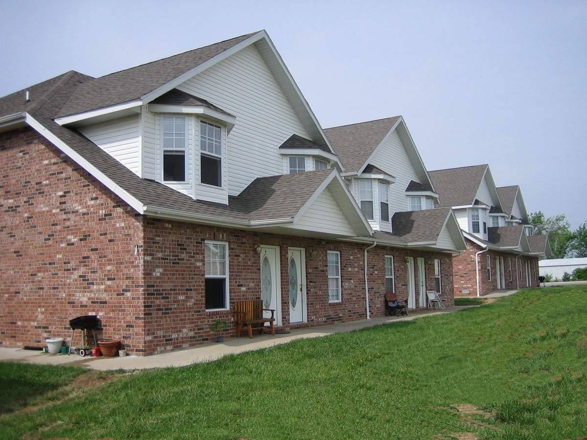Photo - Spring Creek Apartments