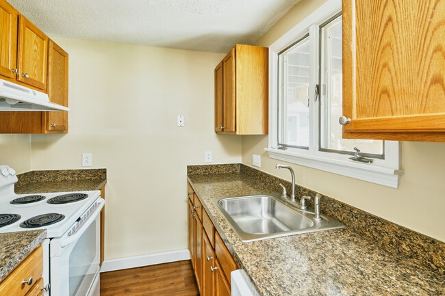 Yarmouth Green Apartment Homes