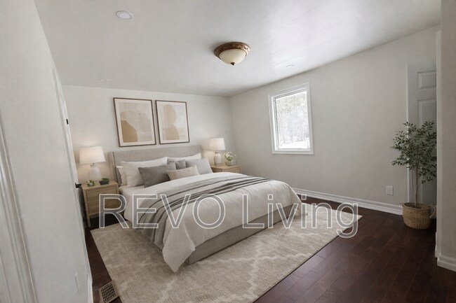 Photo - 1490 York Rd