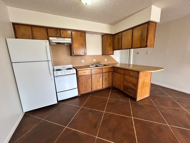 Photo - 4622 Erskine St Unit A