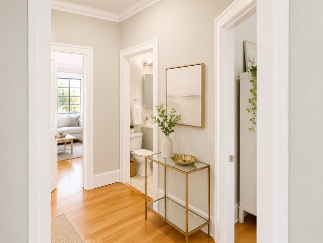 Photo - 2348 W Addison St Unidad C2