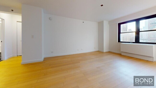 Photo - 222 E 39th St Apartment Unit 17B