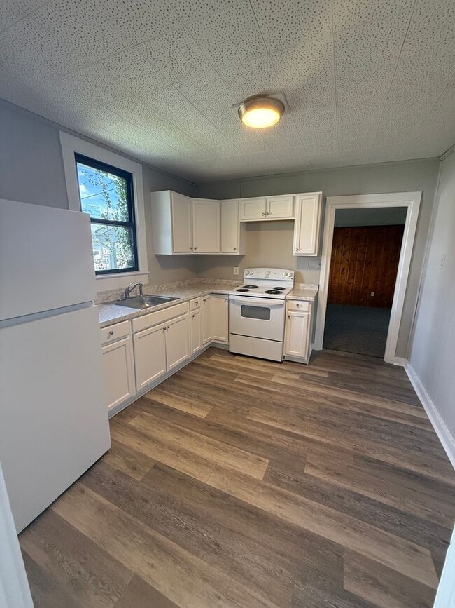 Photo - 2 Bed | 1 Bath | Bonus Spaces | Prime Location