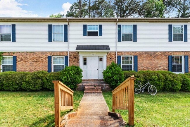 Walnut Hills Apartments