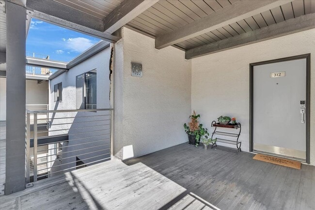 Photo - 7 Embarcadero West Unidad 312