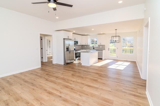 Photo - 164 Doubletree Ct