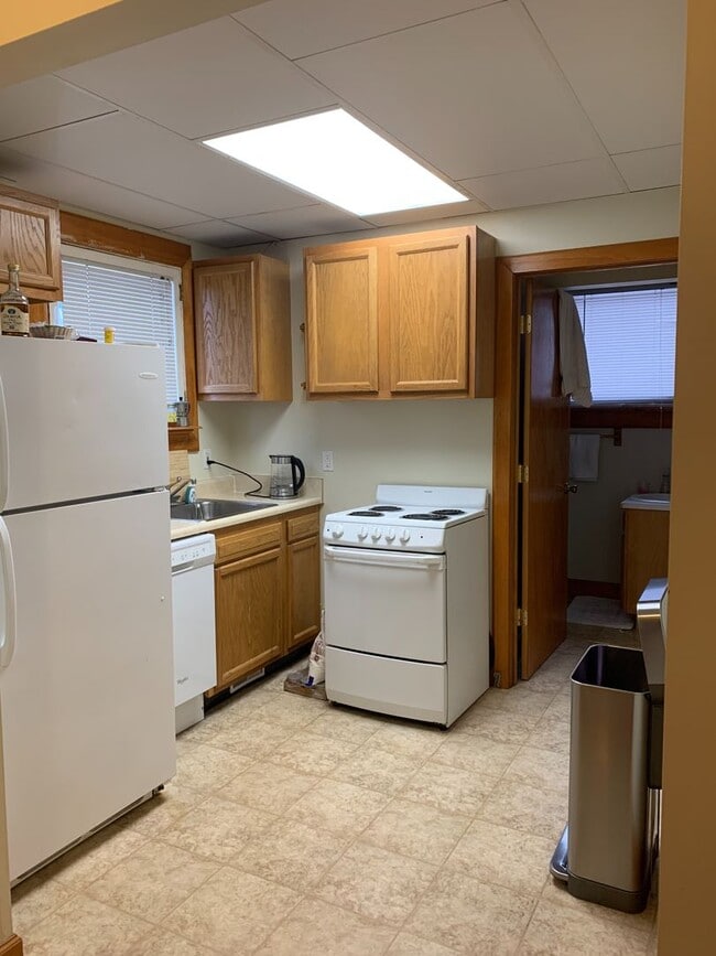 Photo - Varsity Management Unit 01