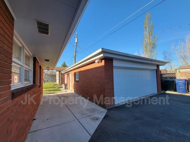 Photo - 820 2nd Ave NW Unidad #02