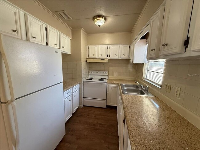 Photo - 1619 Sunny St