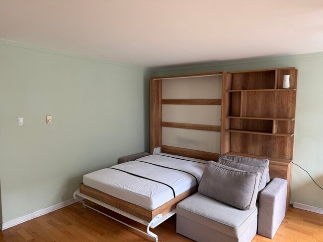 Photo - 2600 N Hampden Ct Unit F5