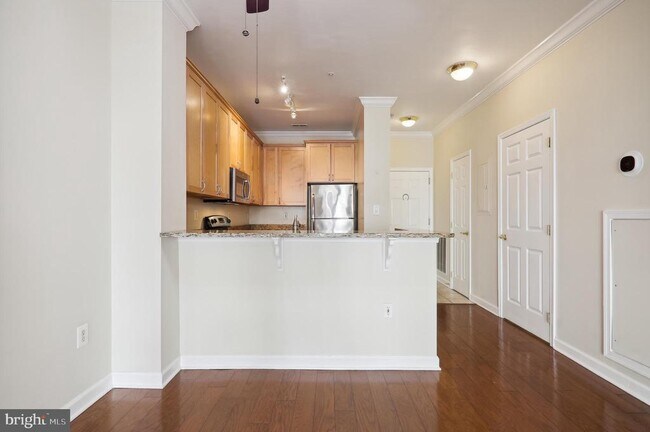 Photo - 404 King Farm Blvd Unit 10
