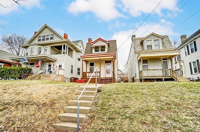 Building Photo - Norwood – Charming Updated 3-Bedroom Home