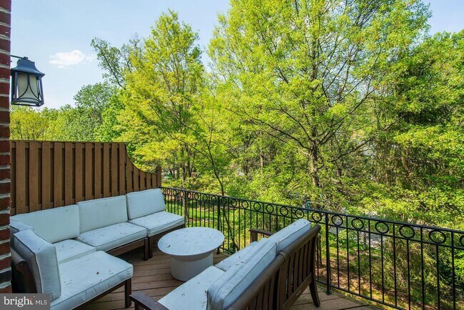 Photo - 4005 Mansion Dr NW