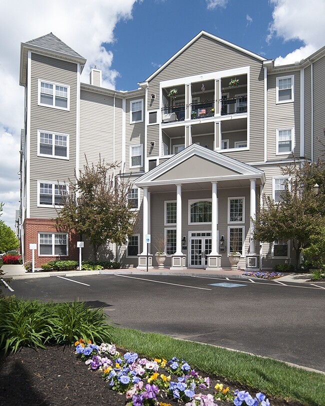 Washington Crossing Apartments