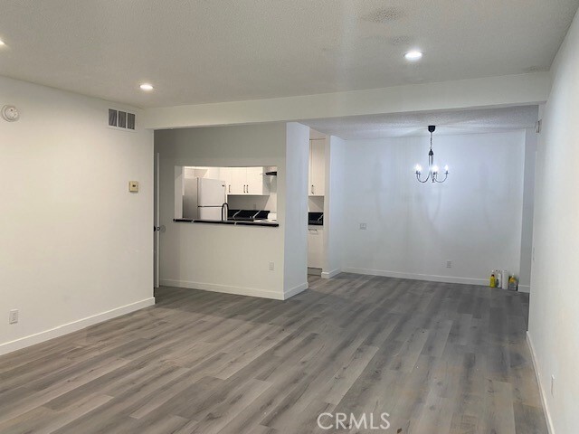 Photo - 5460 White Oak Ave Unidad E123