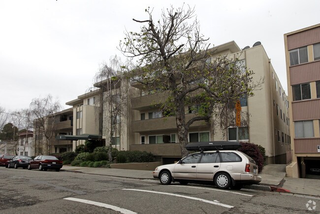 Primary Photo - 360 Vernon St