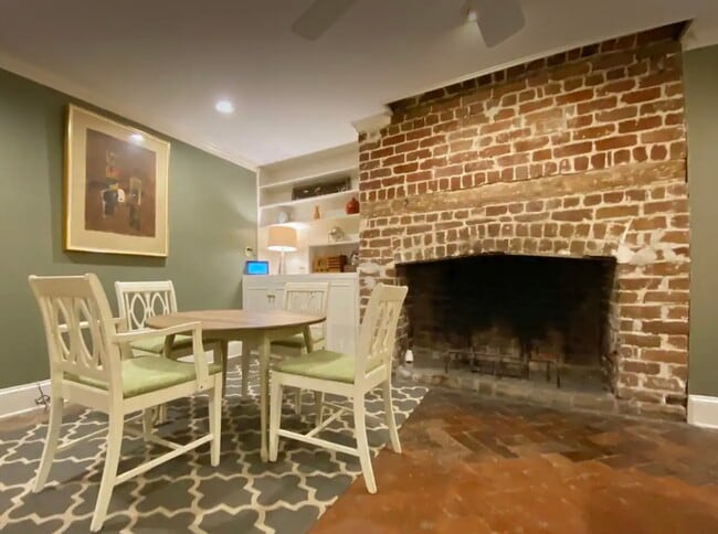 Photo - 207 W Jones St Unit Garden Apartment A