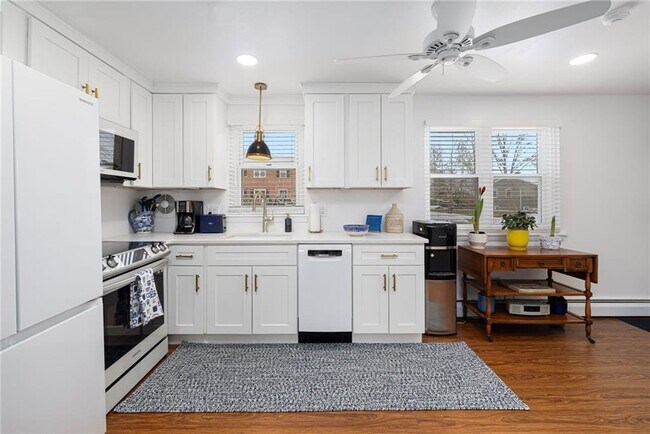 Photo - 70 Carroll Ave Unit 1009